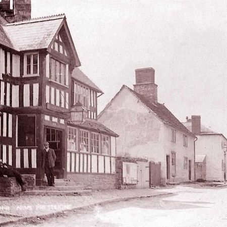 The Radnorshire Arms Hotel Presteigne Exteriér fotografie